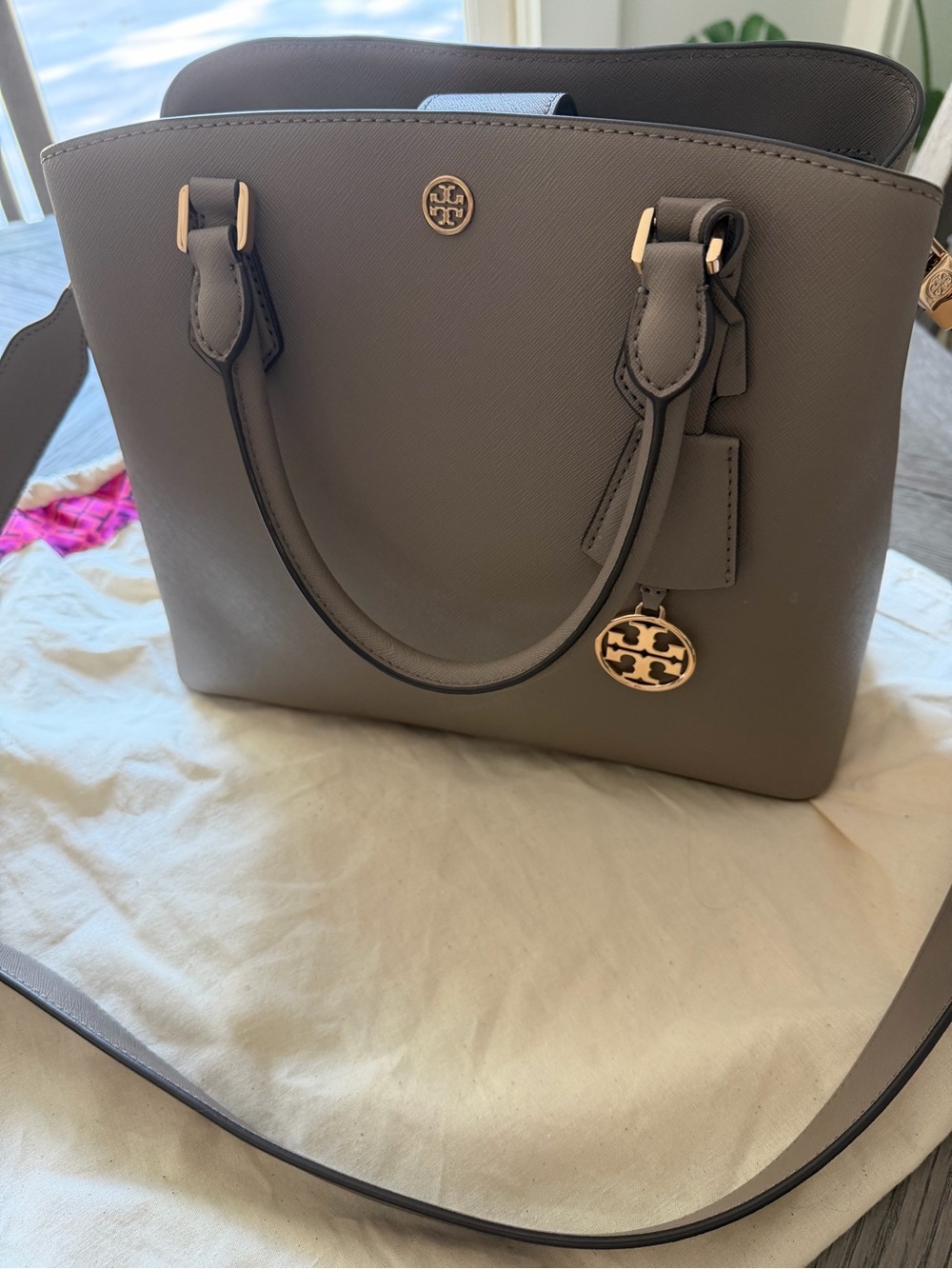 Tory Burch Mint Condition Taupe/Grey Handbag with Gold Hardware.
